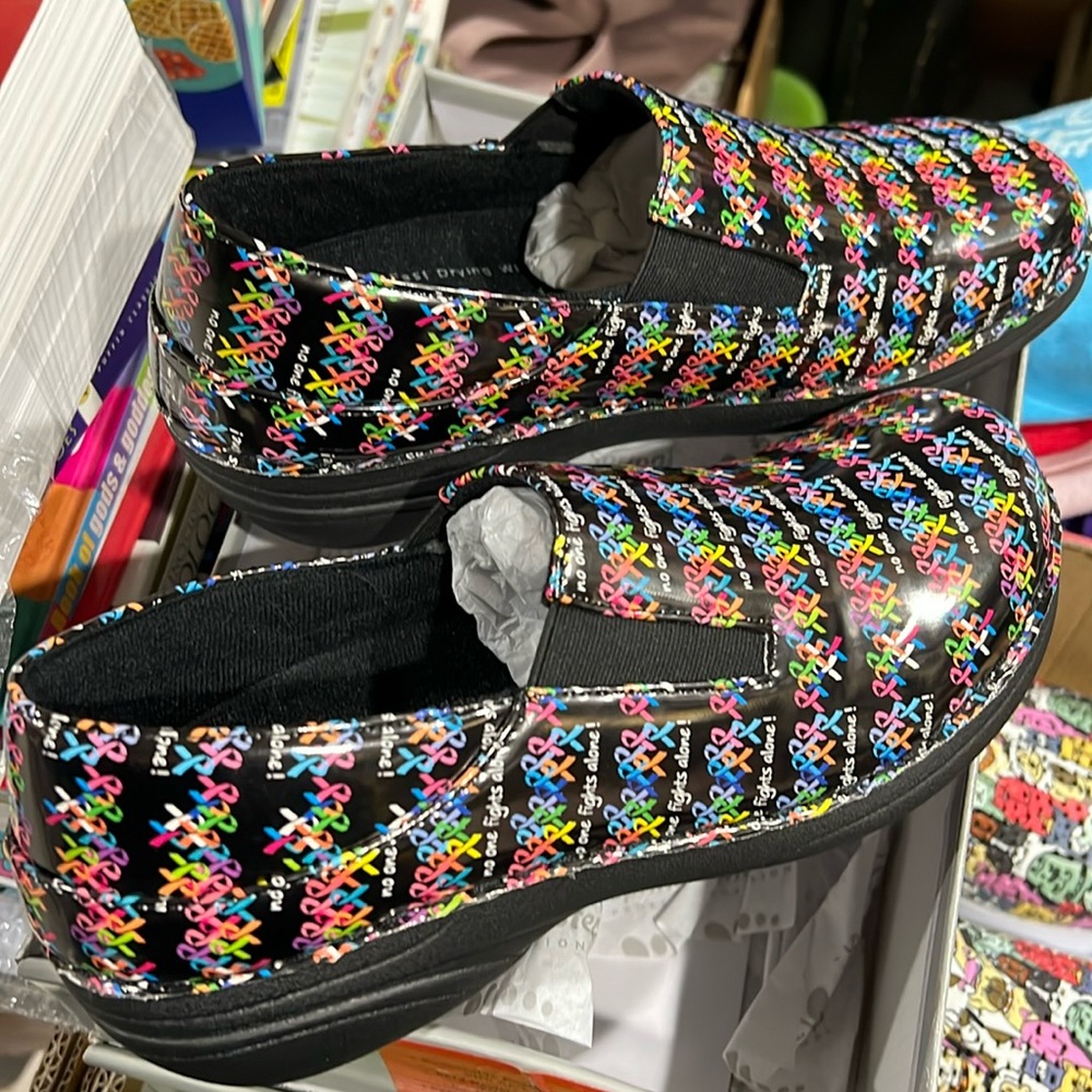 Nursing clogs, Freesa-Fighter design